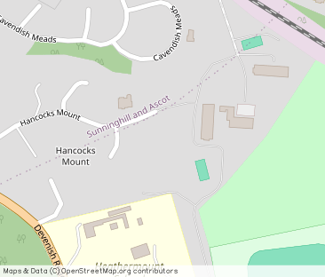 The Court, Charters, Charters Road, Ascot, Berkshire SL5 - Photo 1