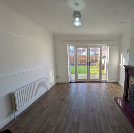 Myrtle Grove, Waterloo, L22 2AG - Photo 2