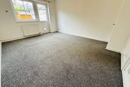 Stanley Road - Photo 2