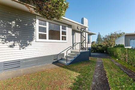 13 Adventure Street,Marfell - Photo 4