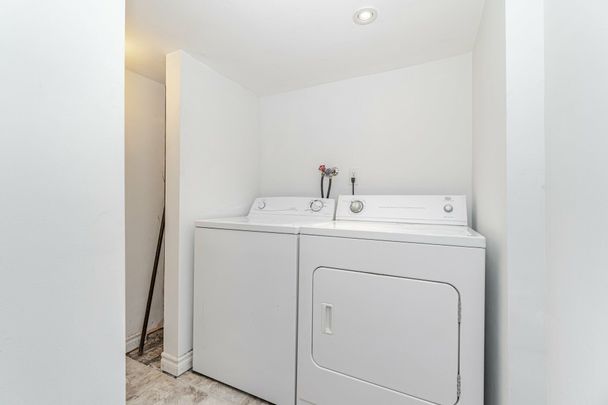 For Lease - 3430 Galena Crescent Unit# LOWER, Mississauga, Ontario - Photo 1