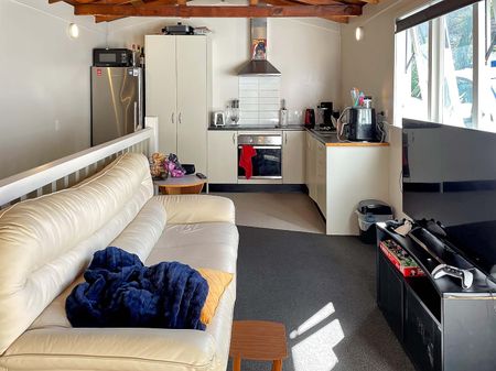 City living on the Terrace - Photo 5