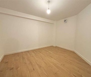 Castilian Street, Northampton, Northamptonshire, NN1 - Photo 1