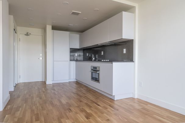 230 Oak Street - Photo 1