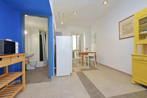 Via Cavour, Rome, Lazio 00184 - Photo 1