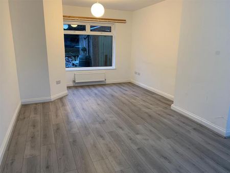 3 bedroom townhouse to rent - Photo 2