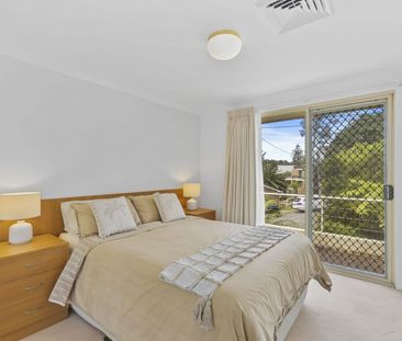 Coastal Lifestyle Apartment with Sweeping Ocean Views - Photo 4