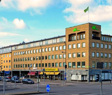 Drottninggatan, Trollhättan - Photo 1