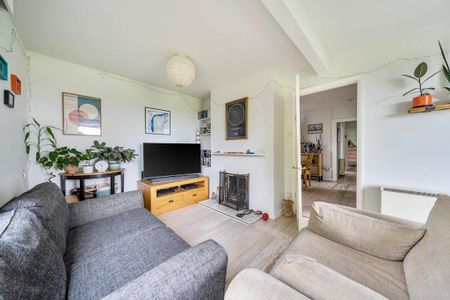 2 bedroom bungalow to rent - Photo 2