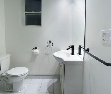 For Lease - 2334 Queen Street Unit# Lower, Toronto, Ontario - Photo 2