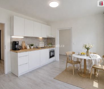 Pronájem bytu 1+1 32 m² - Photo 1