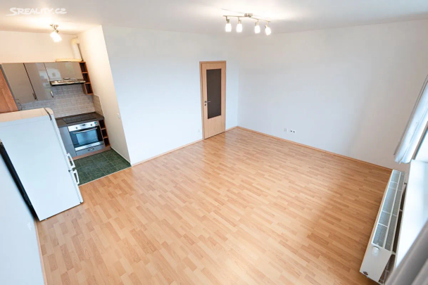 Pronájem bytu 1+kk 38 m² - Photo 1