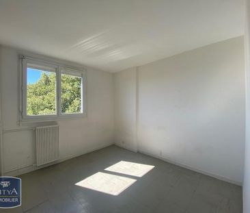 Location Appartement 4 pièces 80m² POITIERS 86000 - Photo 5