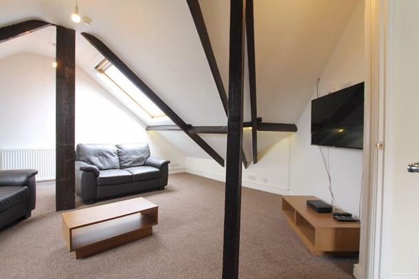 7 bedroom terraced house to rent - Photo 1