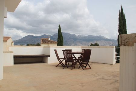 Se alquila chalet en Altea - Photo 2