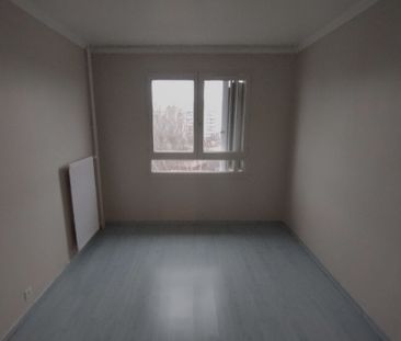 Location Appartement 3 pièces 71m² - Photo 2