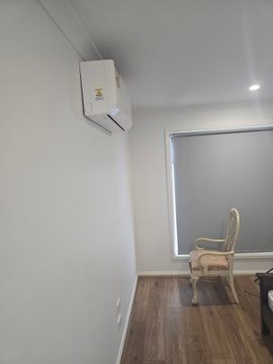 Thornhill Park - Photo 1