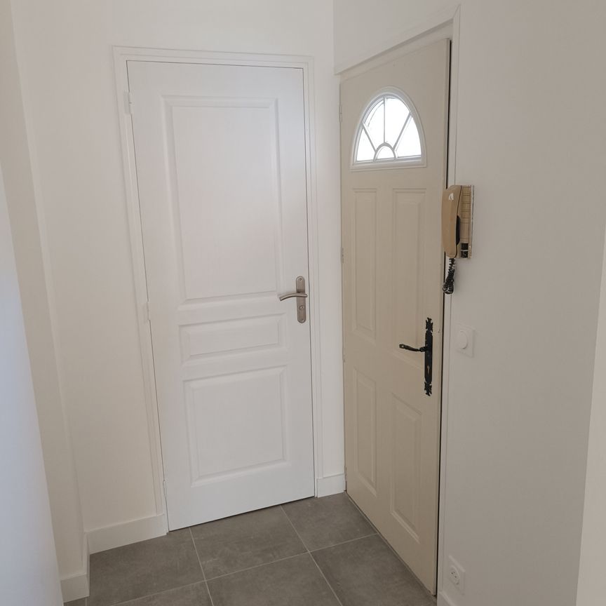 Location Appartement 2 pièces 32m² JOINVILLE LE PONT 94340 - Photo 1