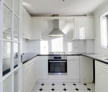 Foxgloves, Deeping St. James, PE6 - Photo 2