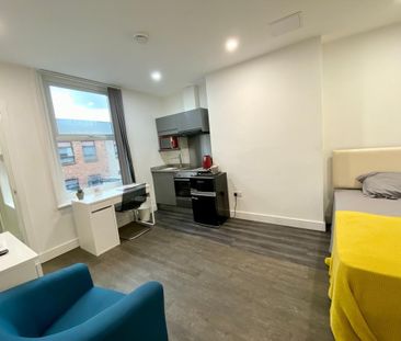 Studio to rent - Photo 3