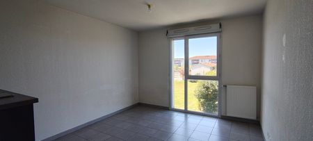 Location Appartement 1 pièce 26m² LAUNAGUET 31140 - Photo 3