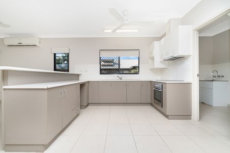 FAMILY HOME IN THE HEART OF ROSEBERY - Photo 5