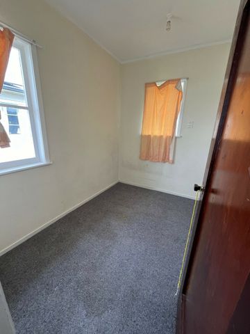 Two Bedroom Home - Photo 4