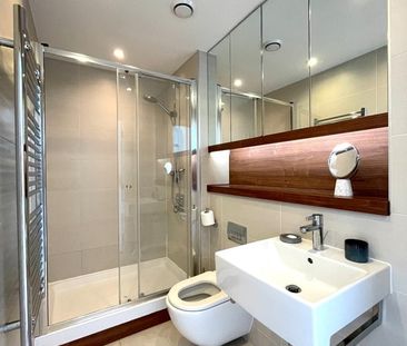 2 Bed Flat, Knights Tower, SE8 - Photo 3