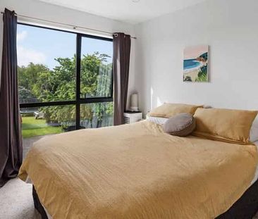 Clendon Park living! - Photo 4