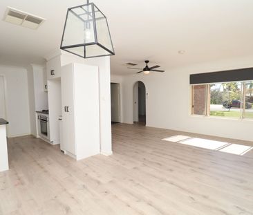 12 Bamarook Crescent Glenfield Park NSW - Photo 1