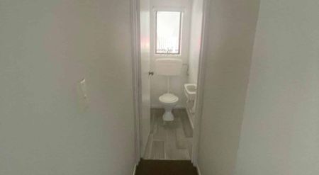 Your Family’s Next Chapter in Mt Roskill - Photo 5