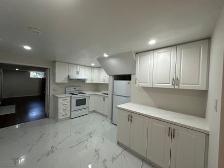 For Lease - 1252 Mont Clair Drive Unit# BSMT, Oakville, Ontario - Photo 5