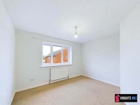 Price £1,300 pcm - Available Now - Unfurnished - Photo 4