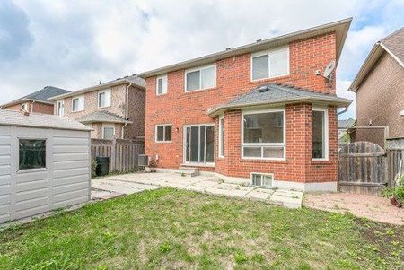 For Lease - 11 Bobolink Avenue, Toronto, Ontario - Photo 3