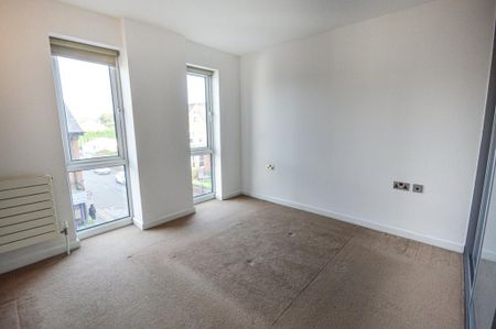 2 bedroom flat to rent - Photo 4