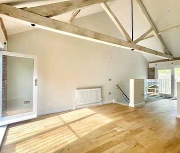 Bulbourne Yard, Tring, Bulbourne - Photo 2