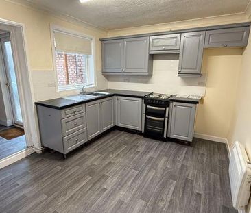 2 bedroom terraced house to rent - Photo 6