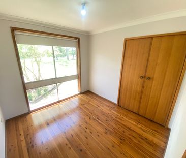 BIG HOUSE WITH A POOL!!! - Photo 1