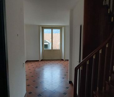 SPACIOUS DUPLEX APARTMENT - Photo 5