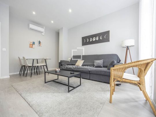Excellent 2 Bedroom apartment for rent in Gran Vía, Valencia - Photo 1