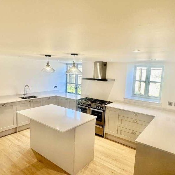 Cranmore, Shepton Mallet, BA4 - Photo 1
