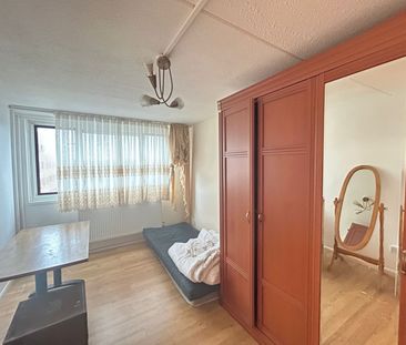 2 Bed Flat, Martlesham, N17 - Photo 2