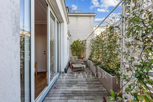 Appartement à louer Paris 8Ème - Champs-Élysées, Paris Rive Droite, France20 000 EUR / Mois - Photo 1