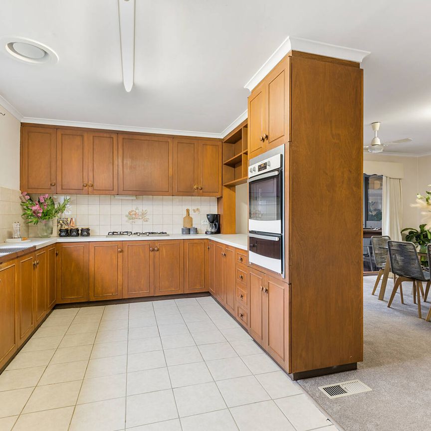 24 Pickworth Drive, Dingley Village VIC 3172 - House For Rent | Domain - Photo 1