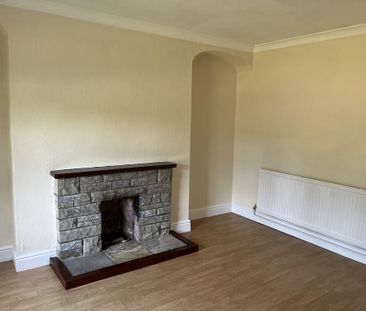 3 bedroom detached house to rent - Photo 2