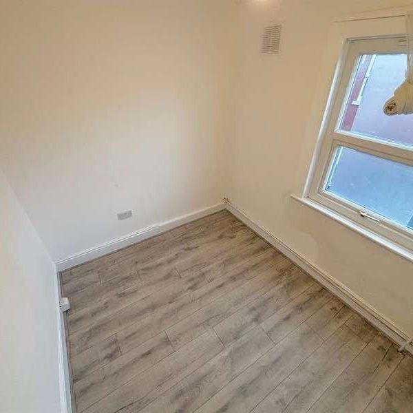 Ashburnham Road, Bedford, MK40 - Photo 1