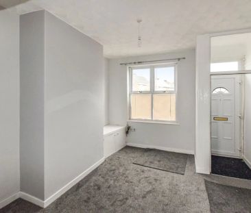 Frank Street, Widnes, WA8 0AQ - Photo 3
