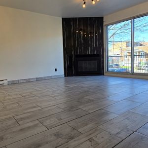 À Louer : Élégant Appartement 5 ½ Moder - Photo 2