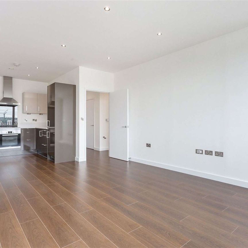 Baillie Apartments, 31 Lock Side Way, London, E16 2JQ - Photo 1