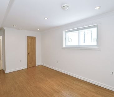 1028A 100e Avenue, H7W 4A3, H7W 4A3, Laval - Photo 1